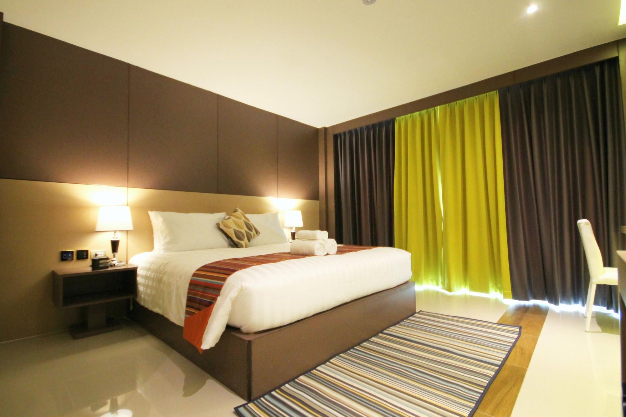 Rooms Republic Pattaya Exterior photo