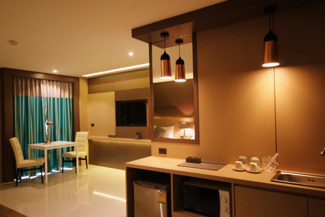 Rooms Republic Pattaya Exterior photo