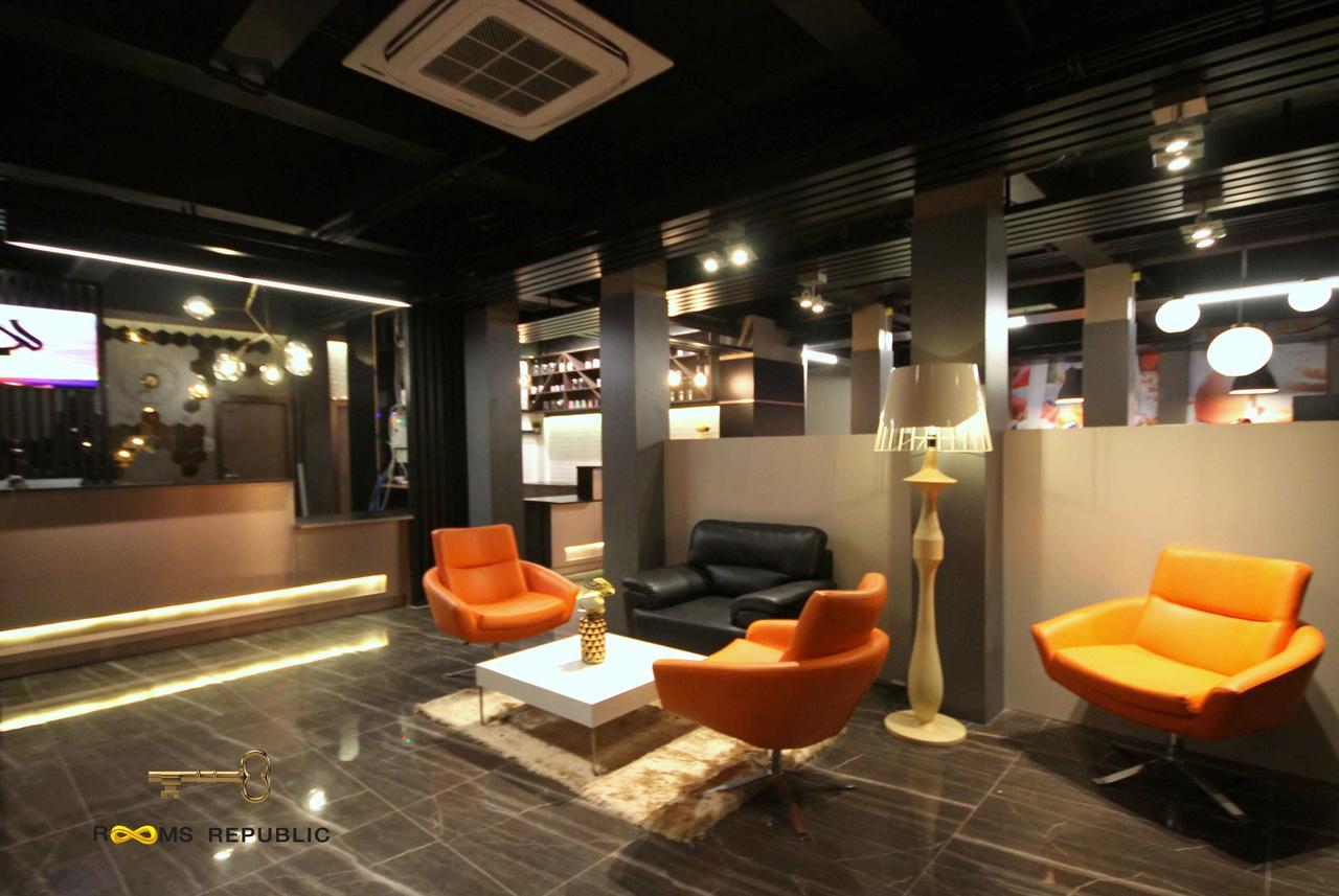 Rooms Republic Pattaya Exterior photo