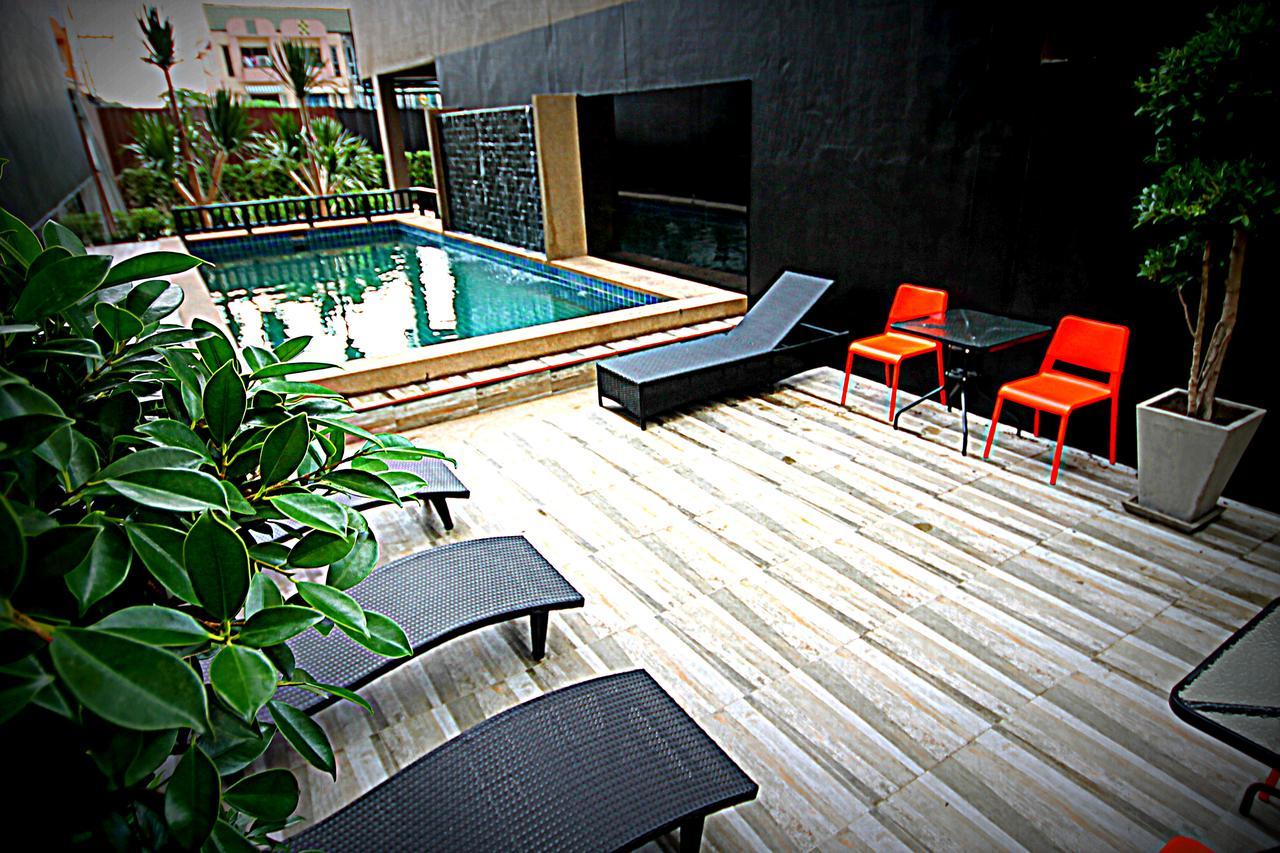 Rooms Republic Pattaya Exterior photo