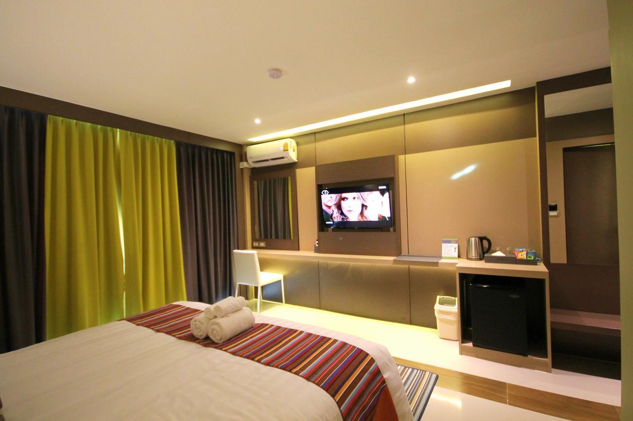 Rooms Republic Pattaya Exterior photo